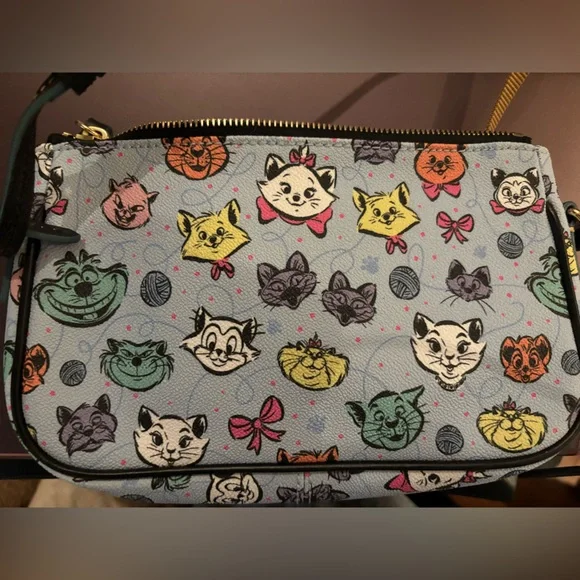 Dooney & Bourke Disney Cats Patterned Bag - Picture 5 of 7